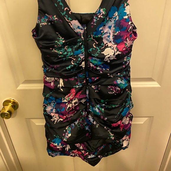 Express Dress - Picture 5 of 6